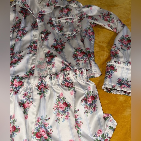 For Love And Lemons Pink Floral Pajama Set - Picture 8 of 10
